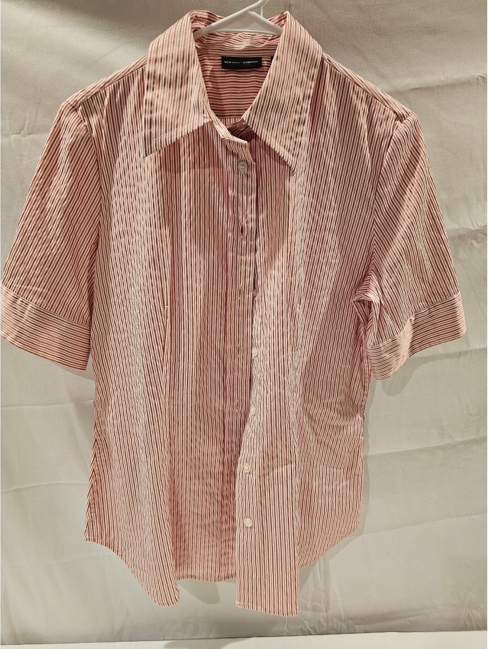 New York & Company Stretch Pink and White Striped Short Sleeve Shirt Large